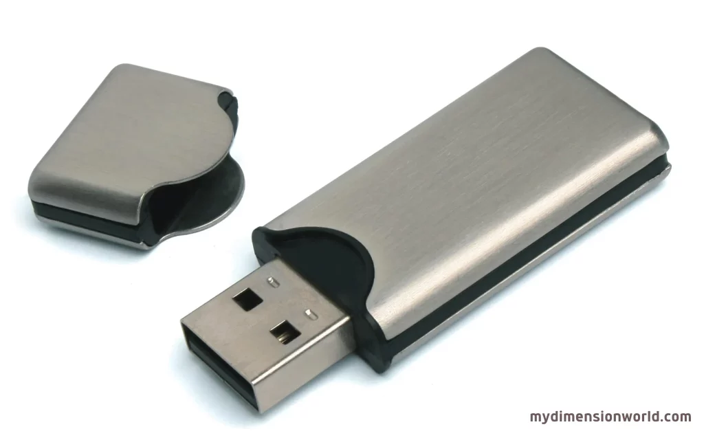 USB flash drive: Your mini digital storage solution